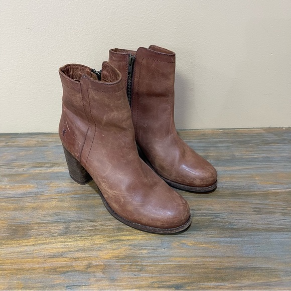 Frye Addie Chunky Heel Ankle Booties Brown Leather Western Boho Womens 7 - Picture 1 of 10